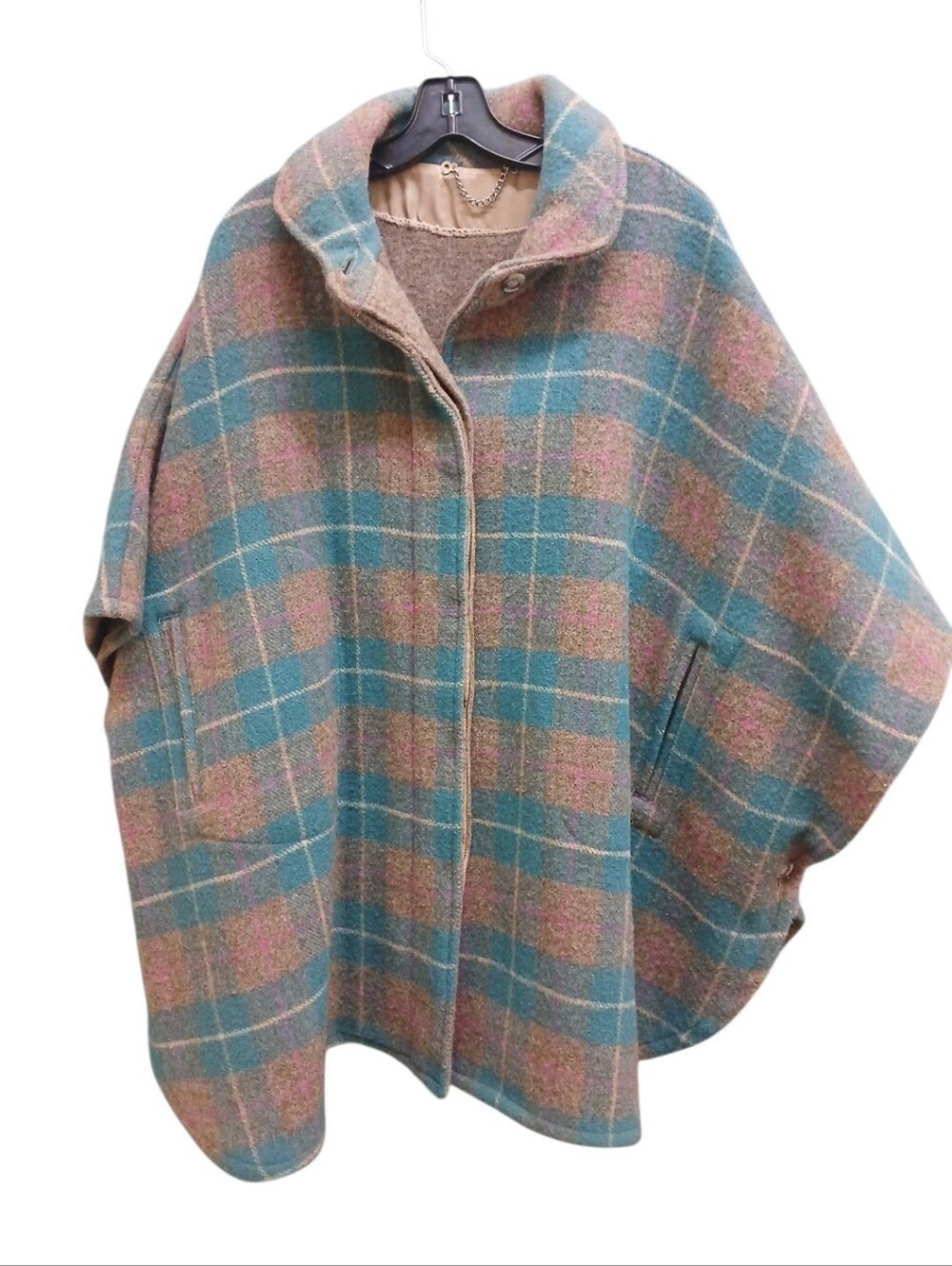 Woolrich Vintage Plaid Wool Blend Button Poncho Cape One Size Fits All